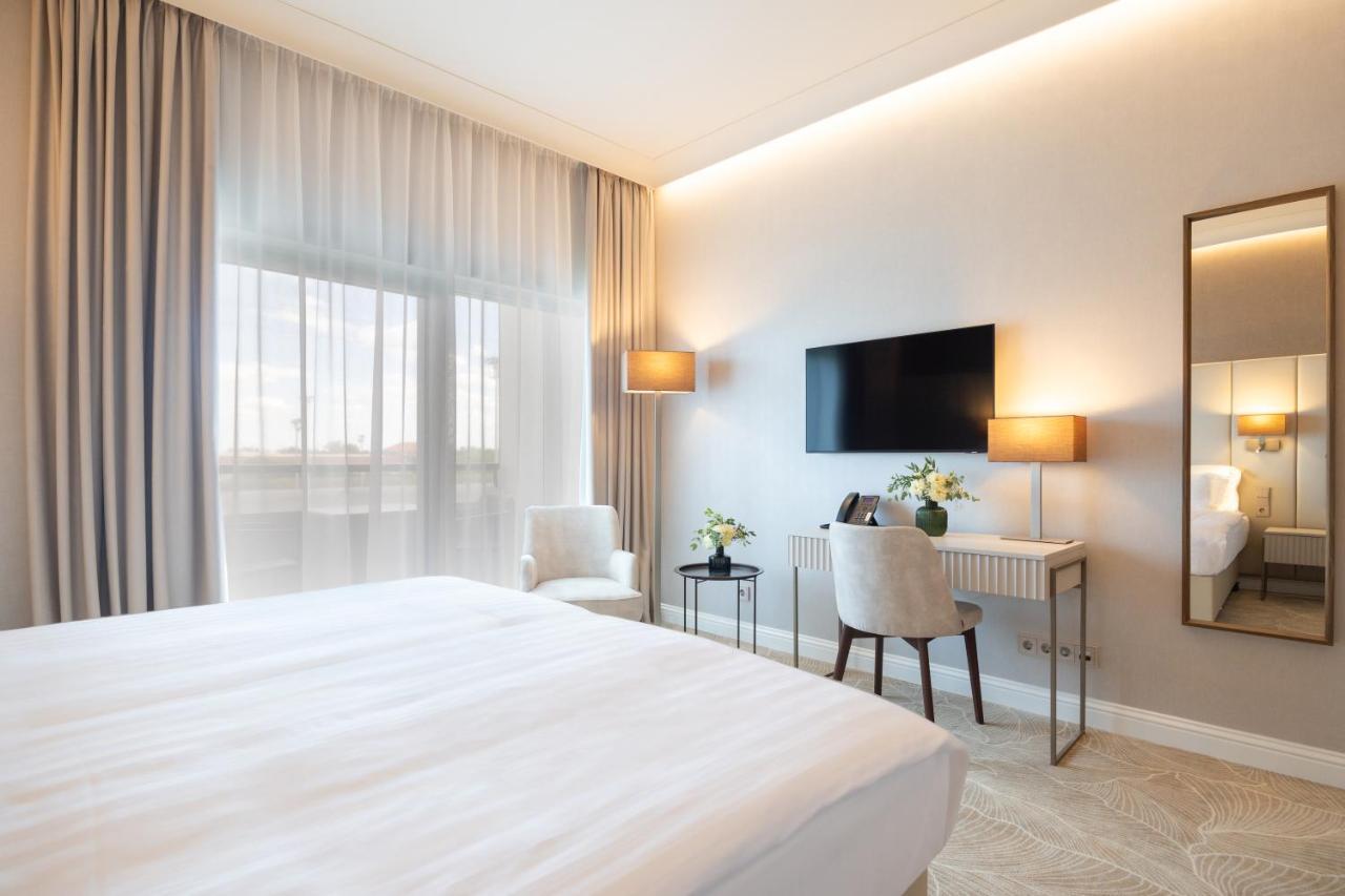 Hotel Gerardus Segedin Dış mekan fotoğraf