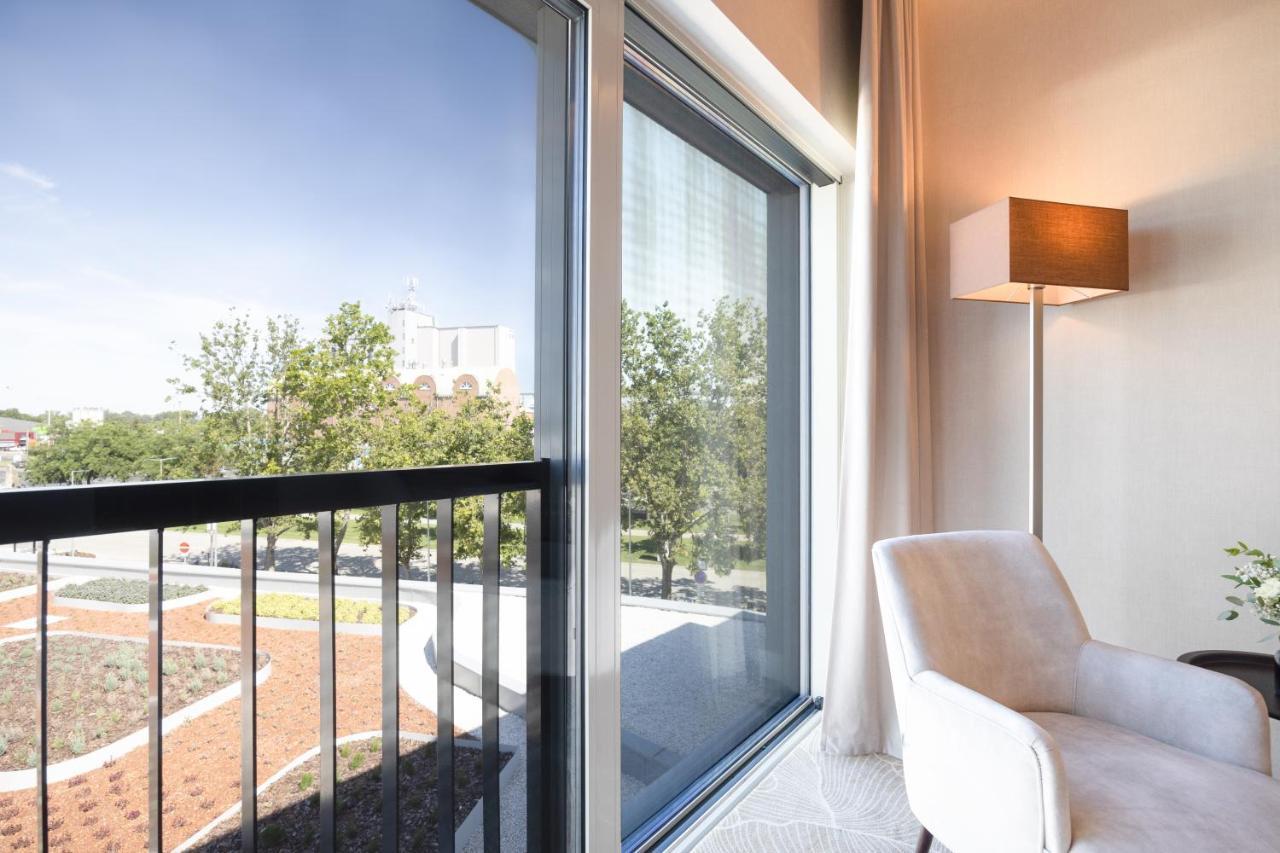 Hotel Gerardus Segedin Dış mekan fotoğraf