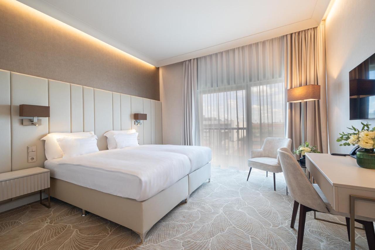Hotel Gerardus Segedin Dış mekan fotoğraf